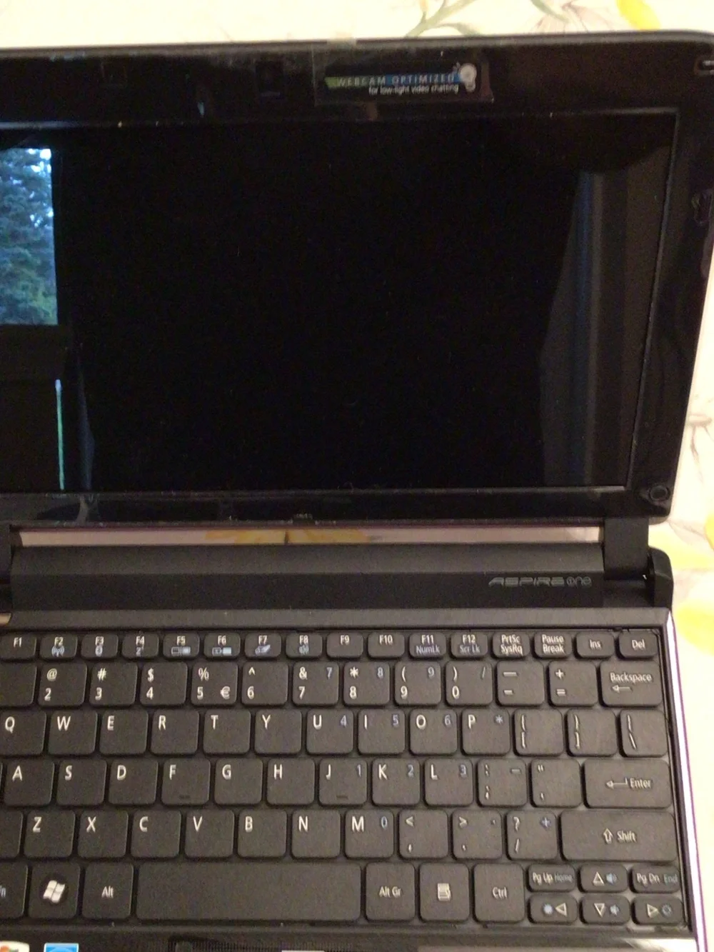 Acer Purple Compact Laptop with Gloss Finish   Acer  aspire one  lost in time